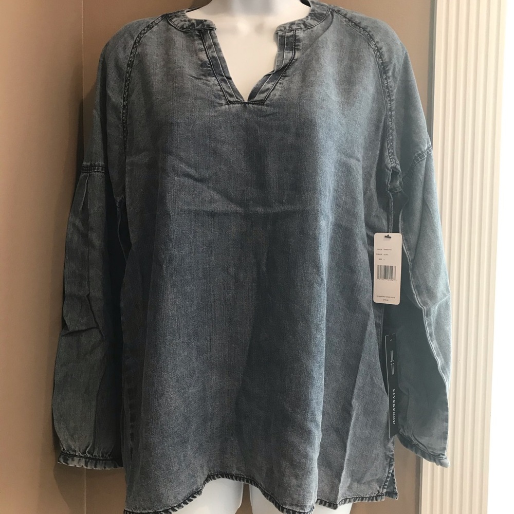 Woman’s Liverpool LA long sleeve blue top